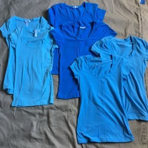 *Bundle* blue scoop neck tees